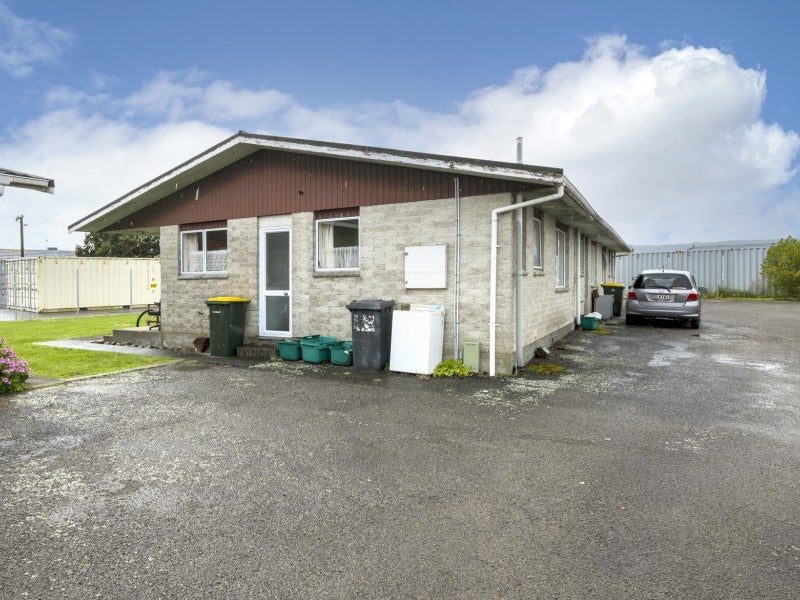 44 Cambridge Street, Levin, Levin - Carousel 25