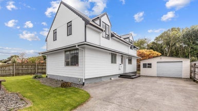 8 Hamua Place, Waitara, Waitara - Carousel 1