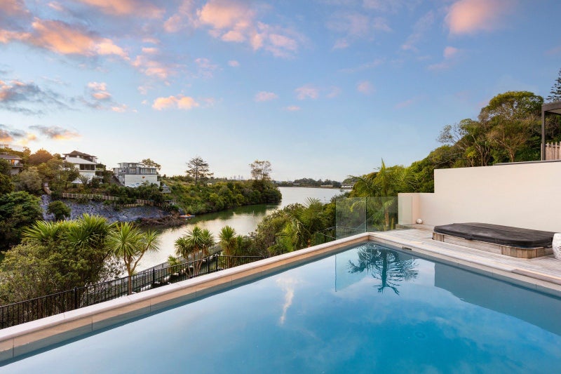 180 Meadowbank Road, Meadowbank, Auckland - Carousel 1