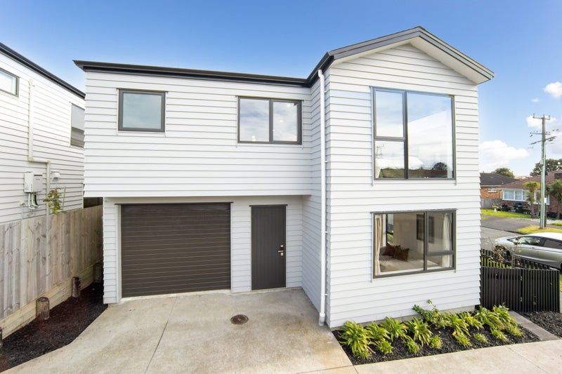 9A MacLaurin Street, Blockhouse Bay, Auckland - Carousel 1