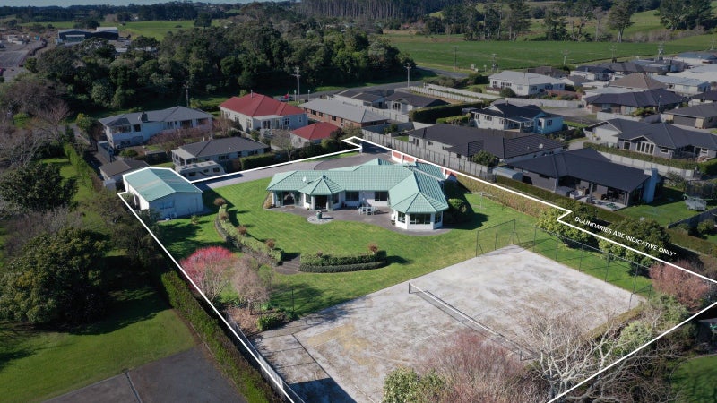 76A Smart Road, Glen Avon, New Plymouth - Carousel 1