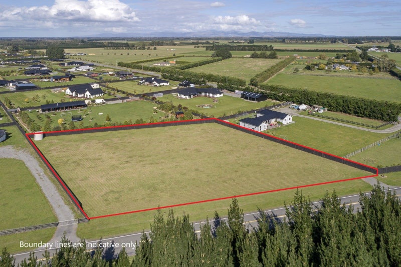 16 McHughs Road, Swannanoa, Swannanoa - Carousel 1