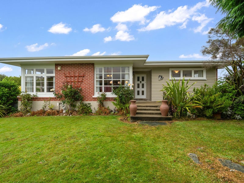 36 York Street, Strathern, Invercargill - Carousel 1