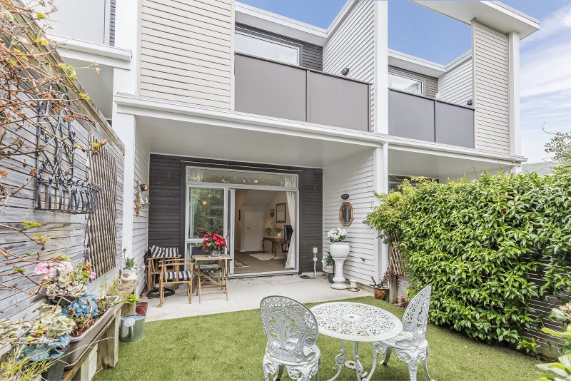 2/24 Tamar Street, Island Bay, Wellington - Carousel 16