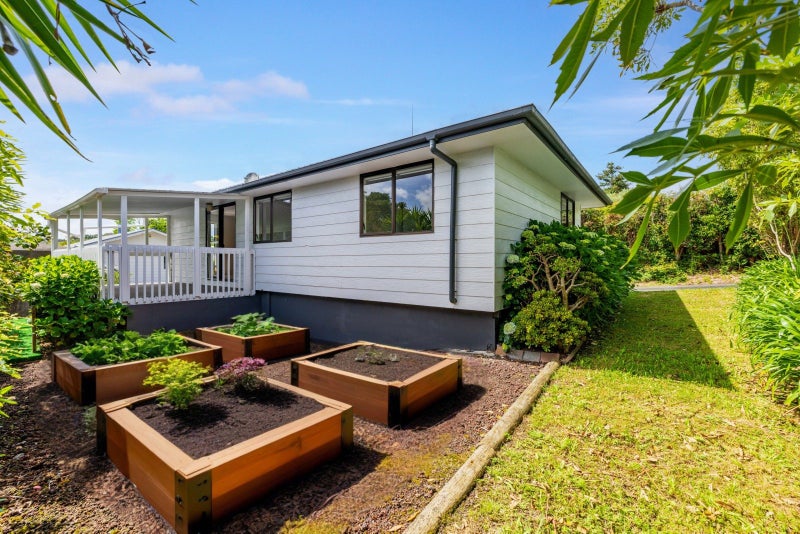 2/6 Wech Drive, Warkworth, Auckland - Carousel 1