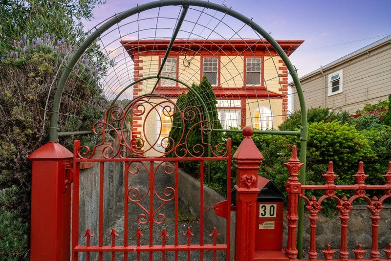 30 Roxburgh Street, Mount Victoria, Wellington, Wellington - Carousel 2