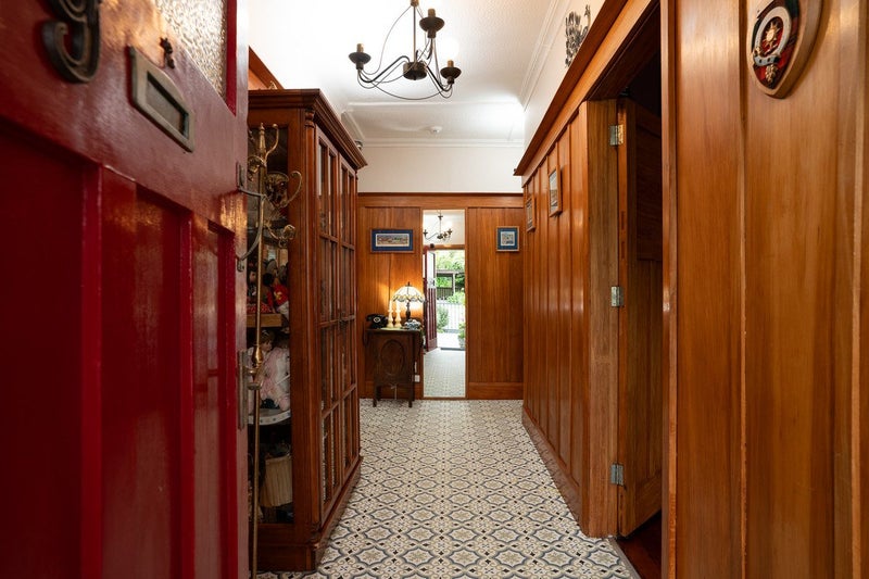 9 Marshall Street, Karori, Wellington - Carousel 2
