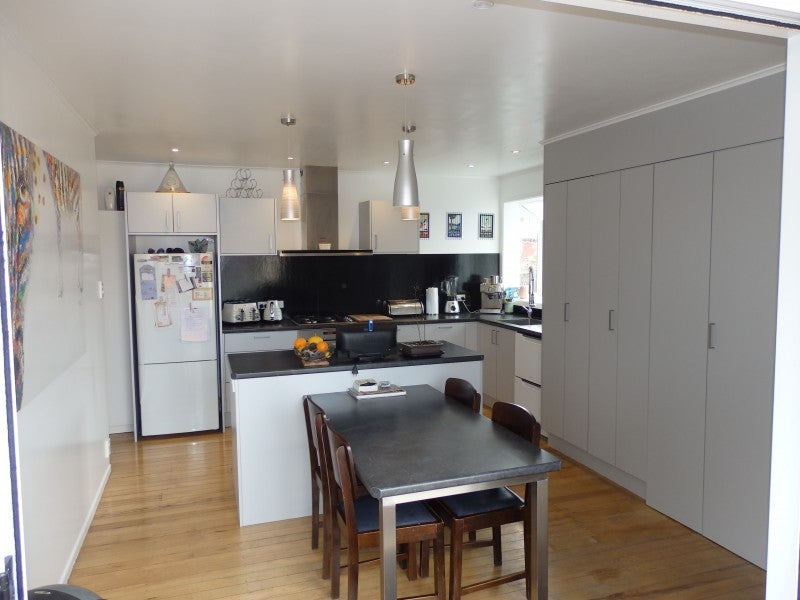 Property Valuation for 45 Huxley Road, Outer Kaiti, Gisborne Trade Me