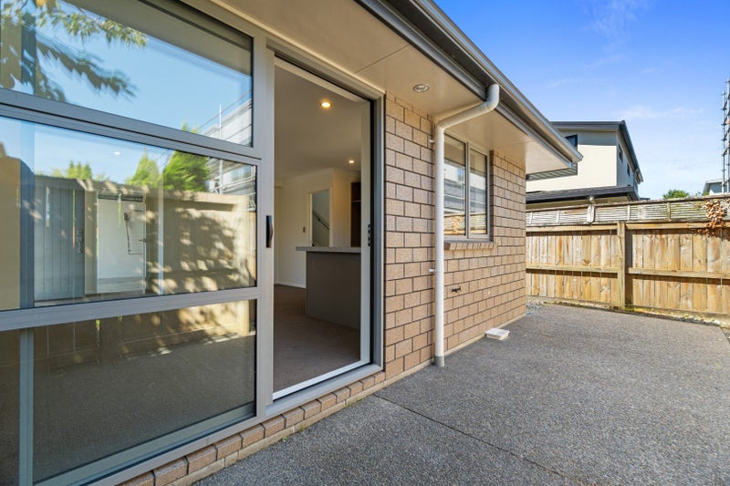 20 Stadium Lane, Whitiora, Hamilton - Carousel 14