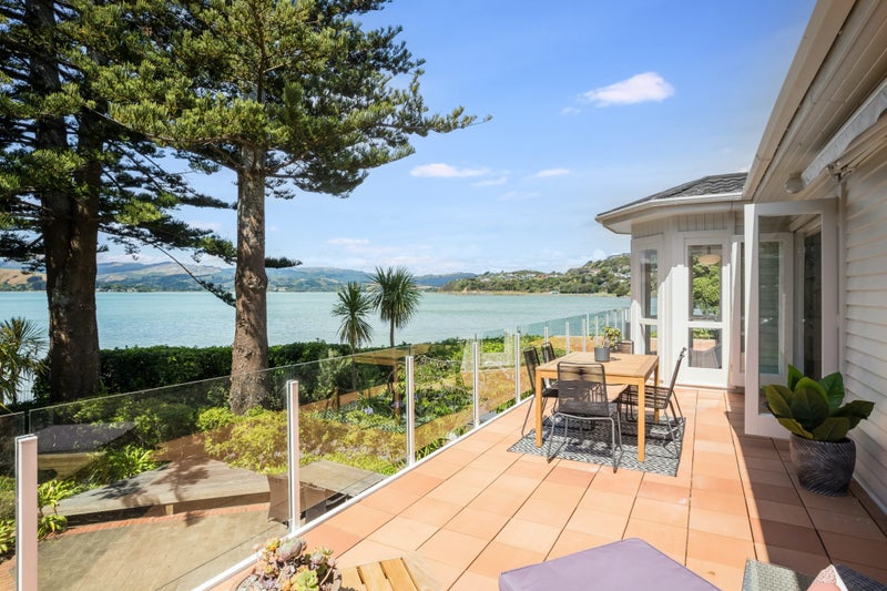 89 Paremata Road, Paremata, Porirua - Carousel 1