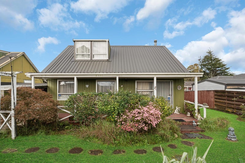 11B Honey Place, Weymouth, Auckland - Carousel 1