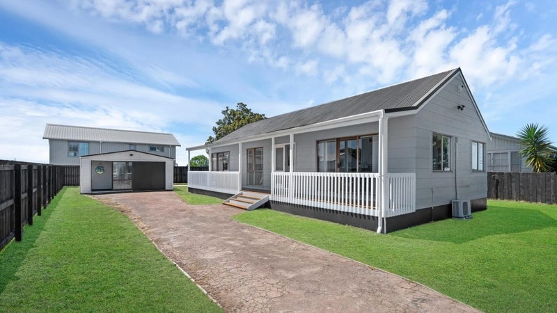 118 Shifnal Drive, Randwick Park, Auckland - Carousel 1