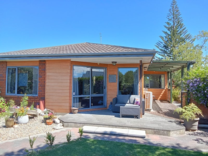 2/16 ALAN STYLES PL, GREENMEADOWS, NAPIER - Carousel 1