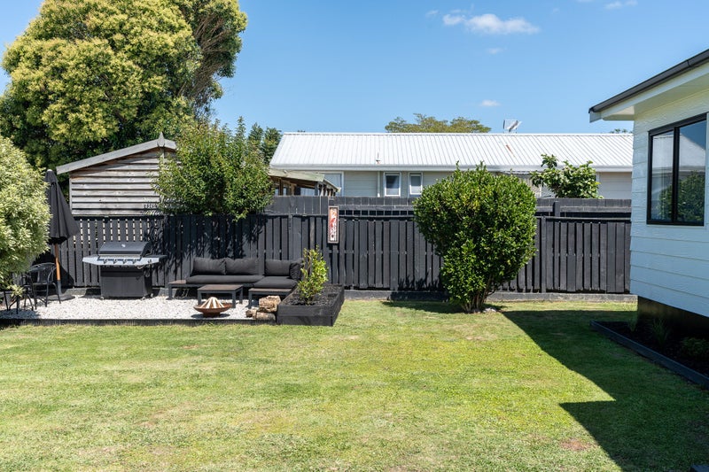 15C Breckons Avenue, Nawton, Hamilton - Carousel 1