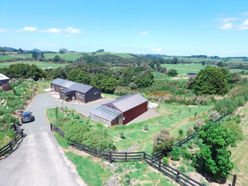 37 Pigeon Berry Lane, Mangawhai - Carousel 1