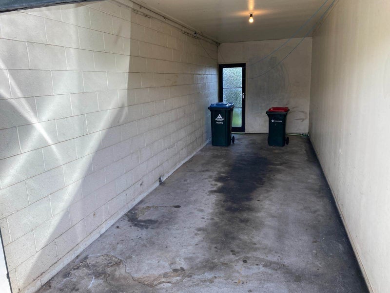 2/214 Campbell Road, Greenlane, Auckland - Carousel 18