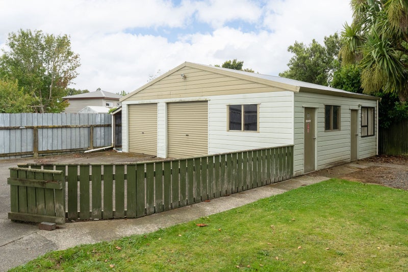 33 Rimu Street, Levin, Levin - Carousel 24