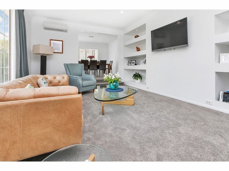 7 Hendrika Court, Hobsonville, Auckland - Carousel 2