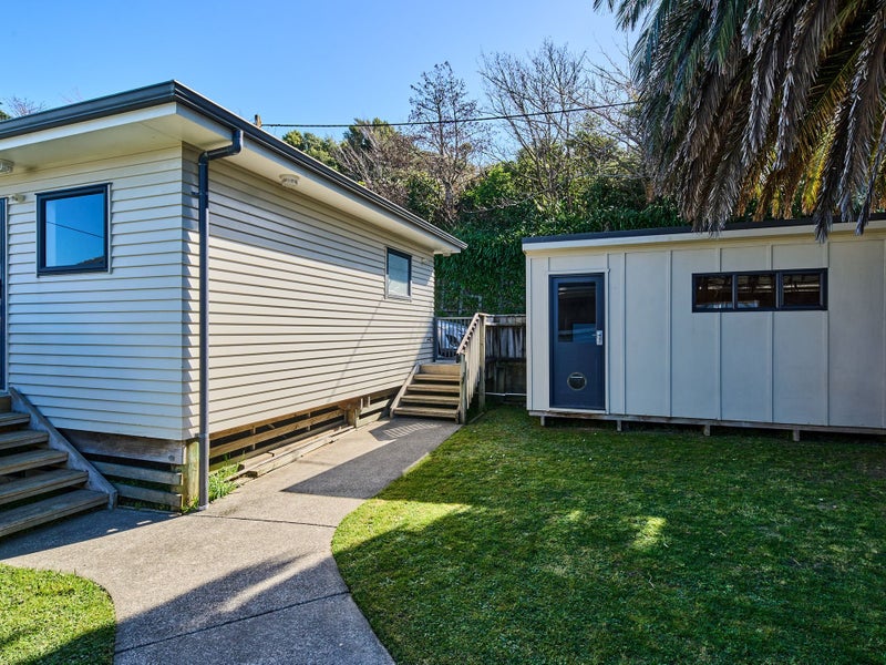 316 Main Road, Tawa, Wellington - Carousel 17