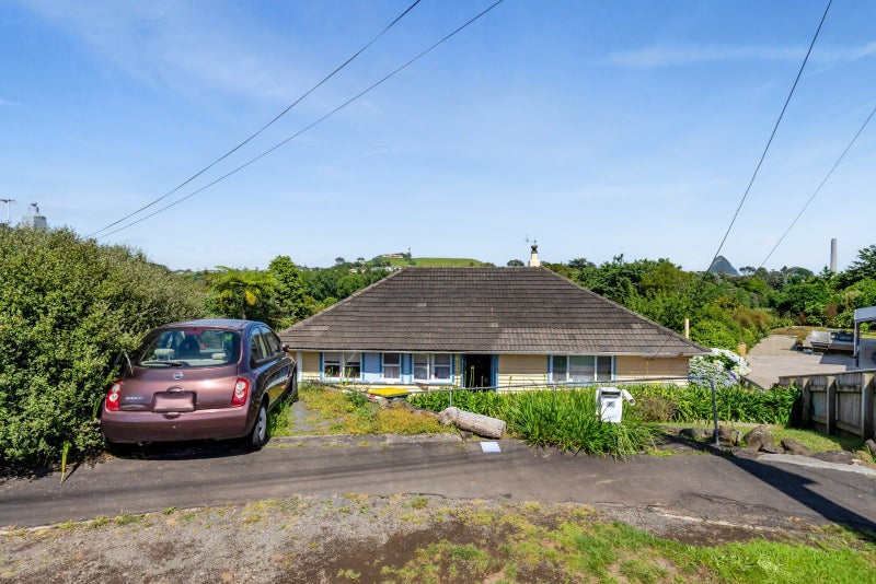 21 Blackmore Street, Lynmouth, New Plymouth - Carousel 25