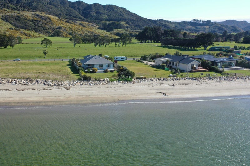 1062 Collingwood-Puponga Main Road, Collingwood - Carousel 1