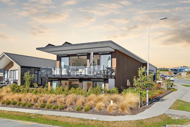 22 Cedar Heights Avenue, Massey, Auckland - Carousel 1