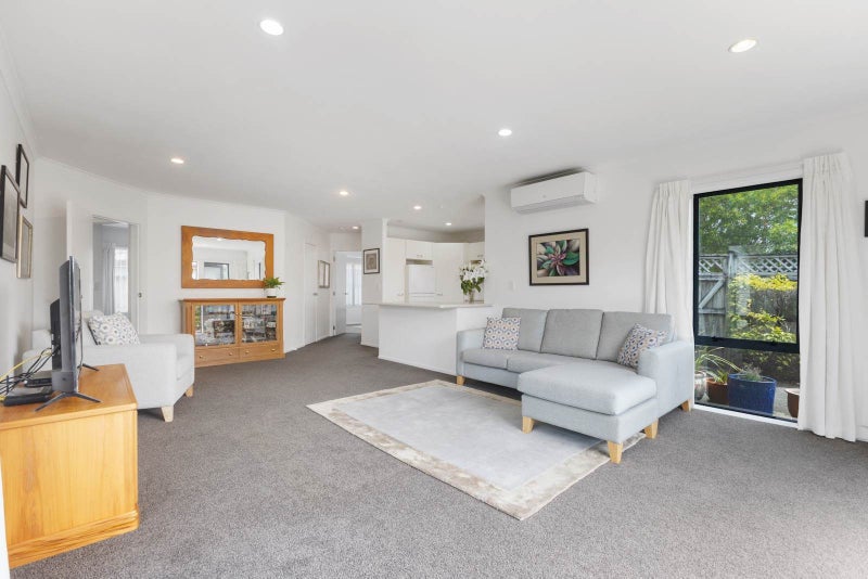 3 Atworth Way, Burswood, Auckland - Carousel 1