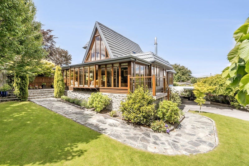 18 Kowhai Drive, Wanaka, Wanaka - Carousel 2