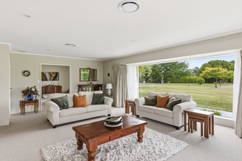 4 Lakewood Grove, Levin, Levin - Carousel 2