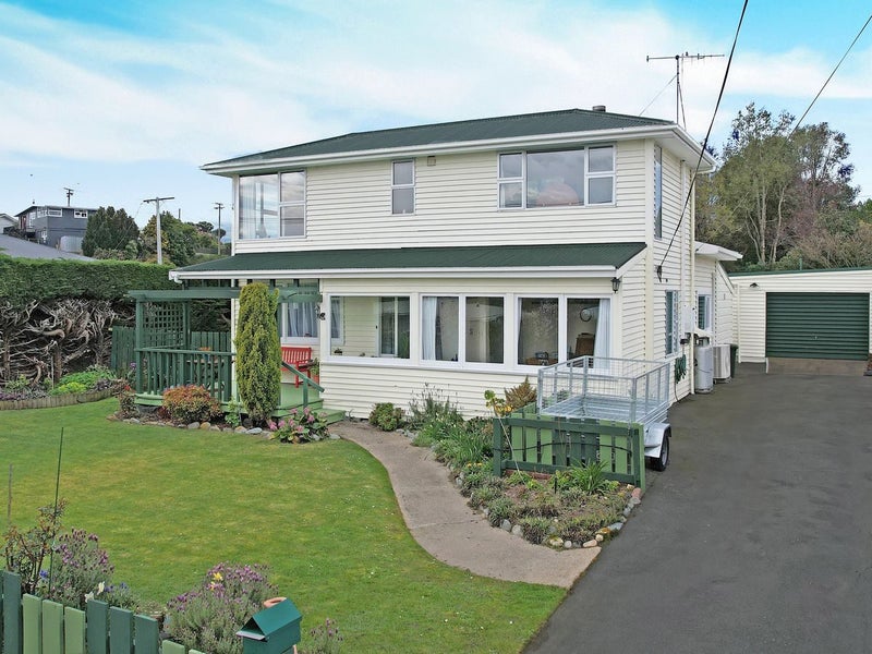 130 Eden Street, Oamaru - Carousel 27
