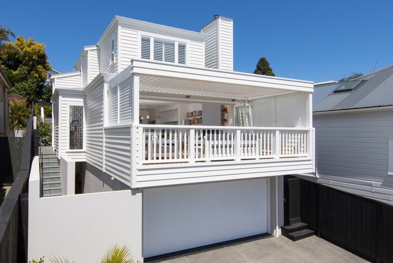 13 Elizabeth Street, Freemans Bay, Auckland - Carousel 1