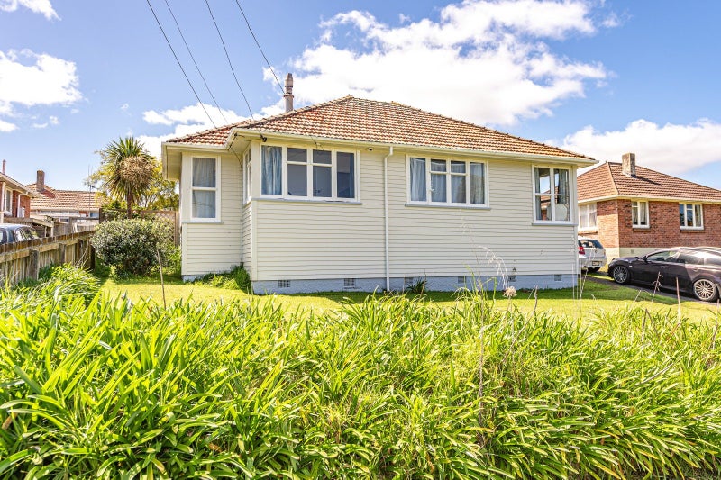 90 Harper Street, Gonville, Whanganui, Manawatu / Whanganui - Carousel 2