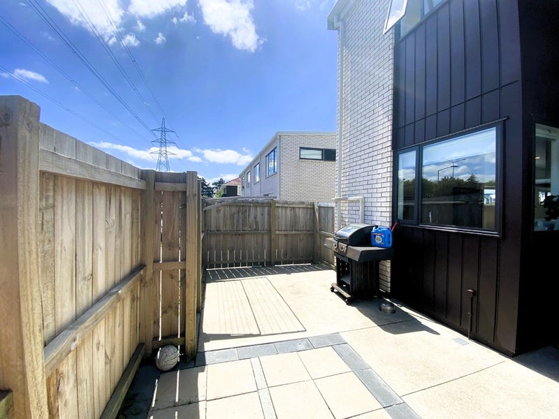 30B Titoki Street, Te Atatu Peninsula, Auckland - Carousel 11