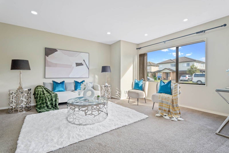 28 Malahide Drive, Flat Bush, Auckland - Carousel 2