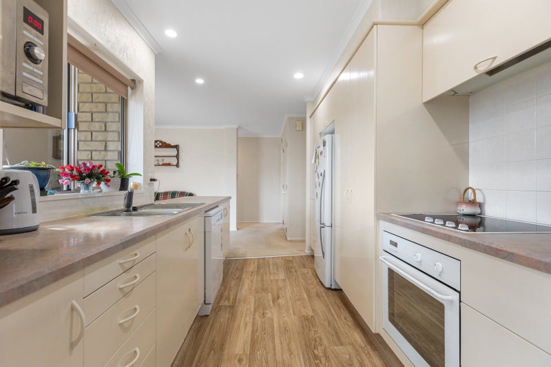 69 Gravatt Road, Papamoa Beach, Papamoa - Carousel 2