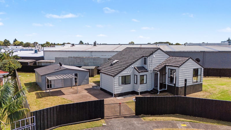 6 Albert Road, Manukau, Manukau City, Auckland - Carousel 1