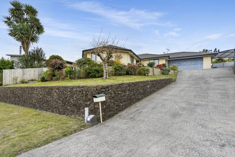 41 Village Park Drive, Welcome Bay, Tauranga - Carousel 2