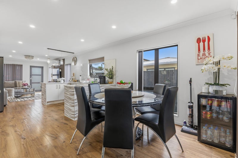 15 Lovely Lane, Manurewa, Auckland - Carousel 2