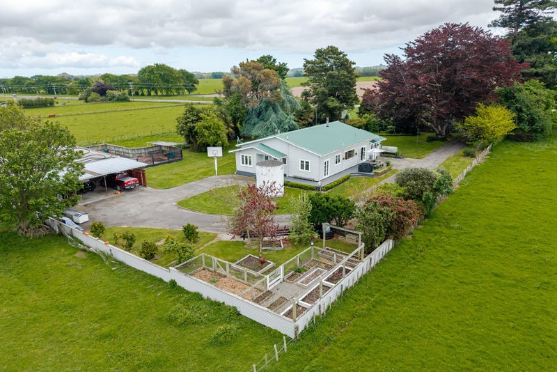 1032 Kimbolton Road, Feilding, Feilding - Carousel 2