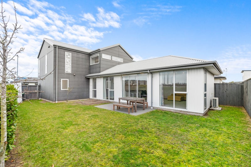 11 George West Square, Wigram, Christchurch - Carousel 1