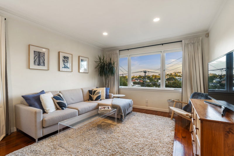2/114 Ngapuhi Road, Remuera, Auckland - Carousel 2