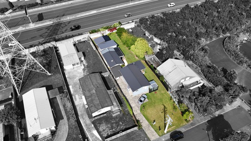 3 Huruhuru Road, Massey, Waitakere City, Auckland - Carousel 25