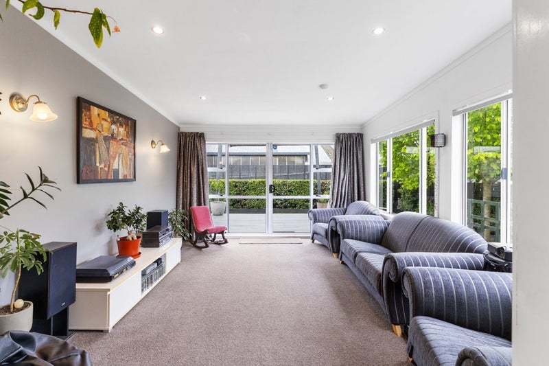 37 Birchfield Avenue, Dallington, Christchurch - Carousel 23