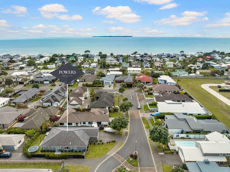 18 Excelsa Place, Papamoa Beach, Papamoa - Carousel 2