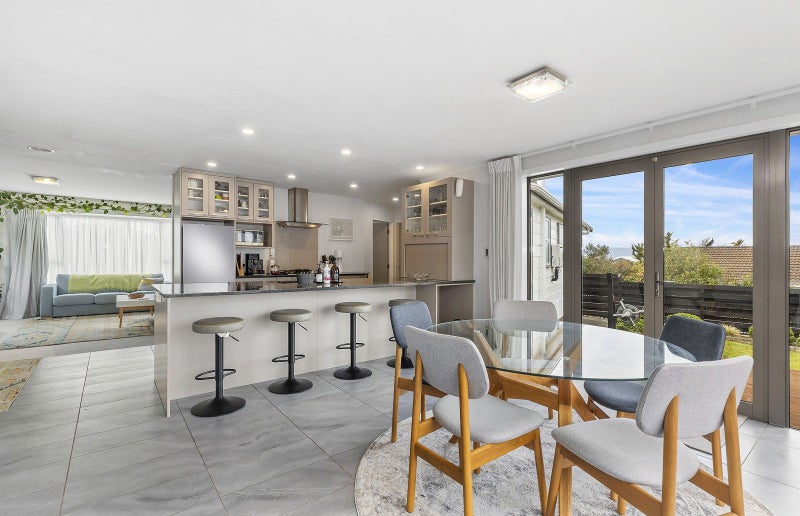 244 Mitchell Street, Brooklyn, Wellington - Carousel 1