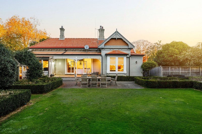 2 Thornton Road, Cambridge - Carousel 1