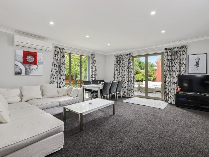 31 Coppinger Terrace, Aidanfield, Christchurch - Carousel 2