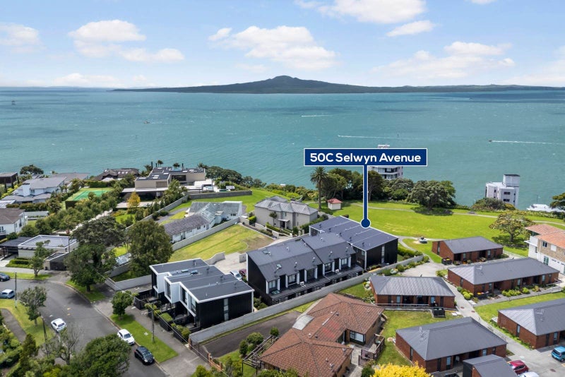 50C Selwyn Avenue, Mission Bay, Auckland - Carousel 2