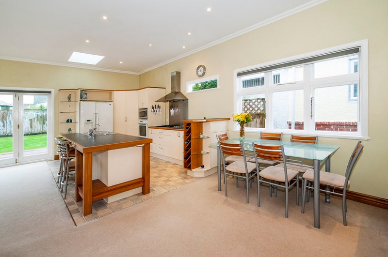 7 Williams Grove, Melling, Lower Hutt - Carousel 2