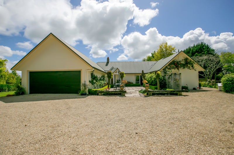 189 Masterton Stronvar Road, Te Ore Ore, Masterton - Carousel 23